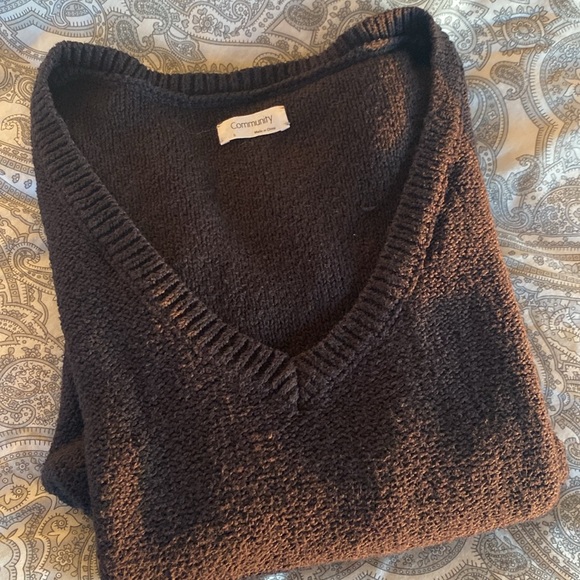 Very cozy black community knit sweater - Picture 10 of 10